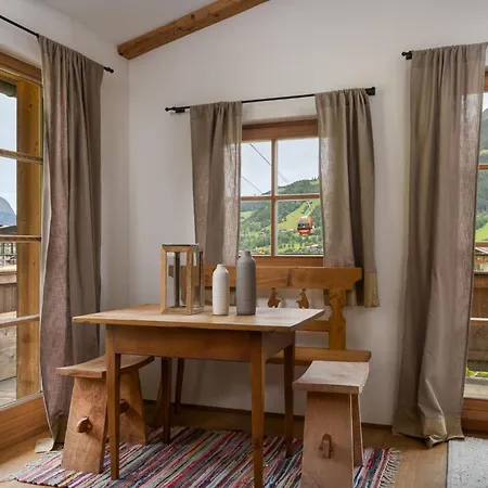 Ski-in-ski-out Asten By Alpine Host Helpers Apartment Kitzbuhel