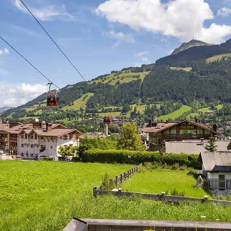 Ski-in-ski-out Asten By Alpine Host Helpers Apartment Kitzbuhel