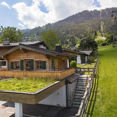 Ski-in-ski-out Asten By Alpine Host Helpers