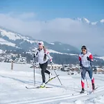 Apartment Ski-in-ski-out Asten By Alpine Host Helpers *