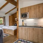 Apartment Ski-in-ski-out Asten By Alpine Host Helpers Kitzbuhel